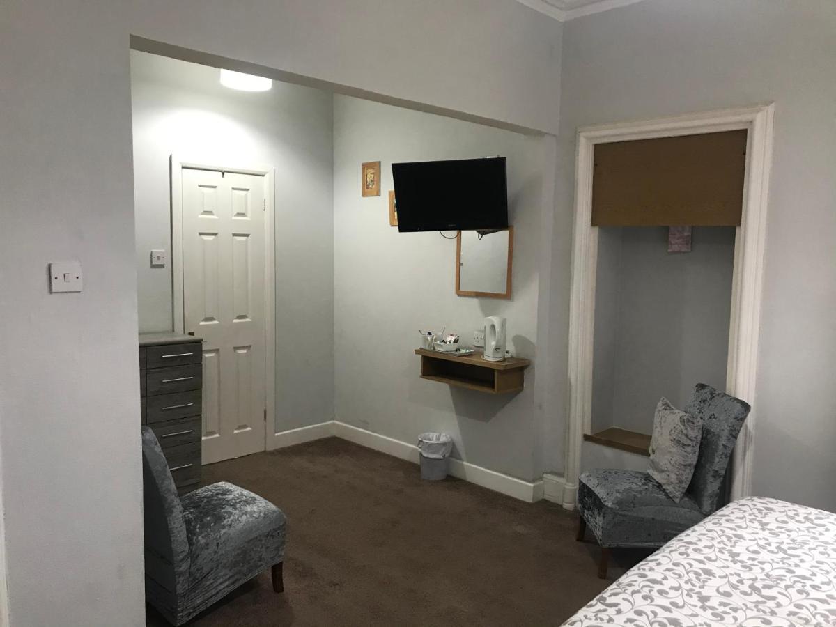 אובאן Dunmoore Guesthouse מראה חיצוני תמונה
