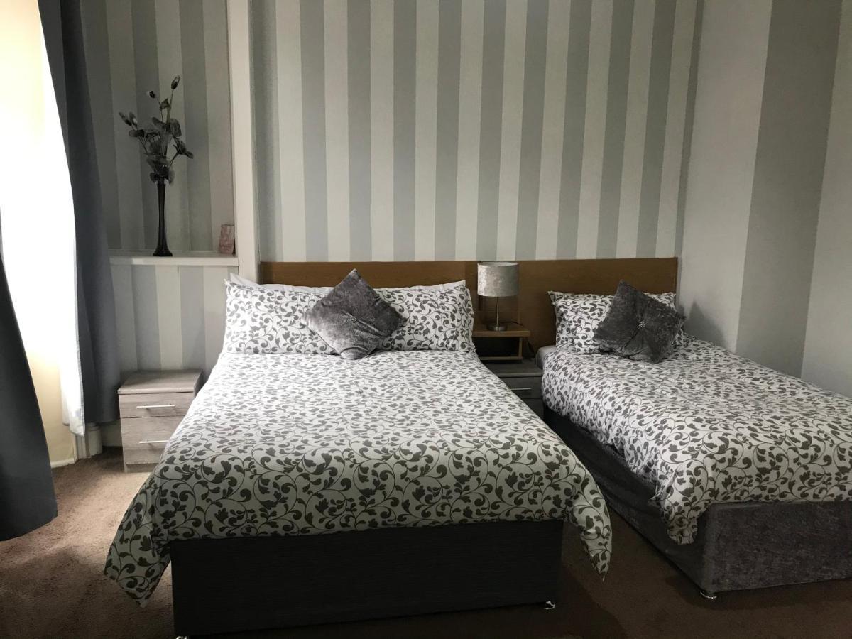 אובאן Dunmoore Guesthouse מראה חיצוני תמונה