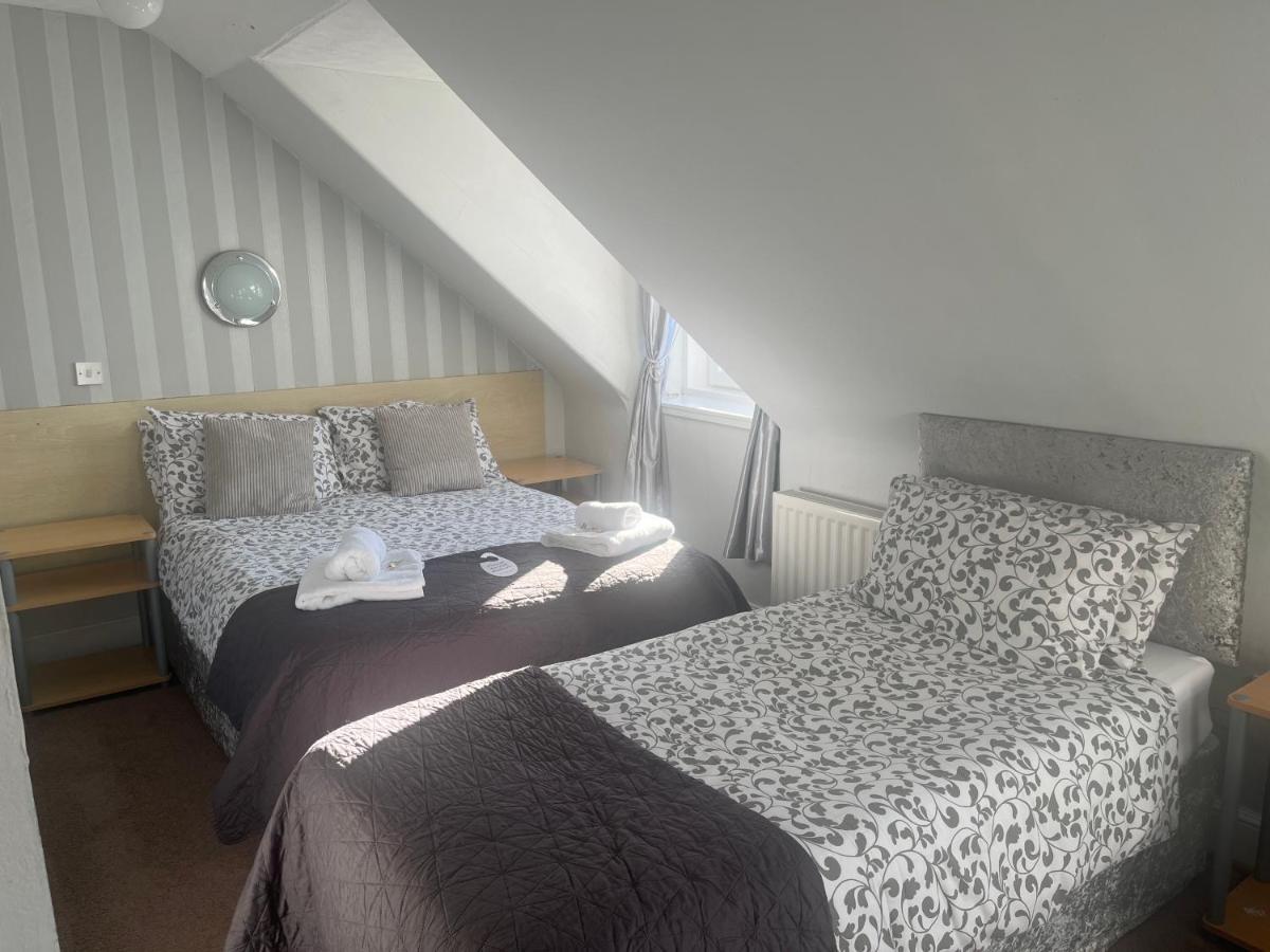 אובאן Dunmoore Guesthouse מראה חיצוני תמונה