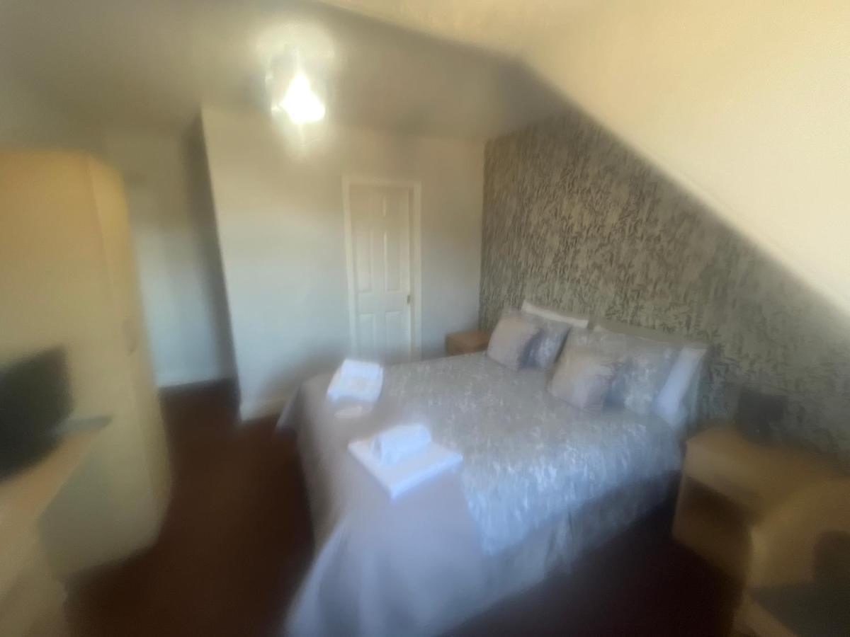 אובאן Dunmoore Guesthouse מראה חיצוני תמונה