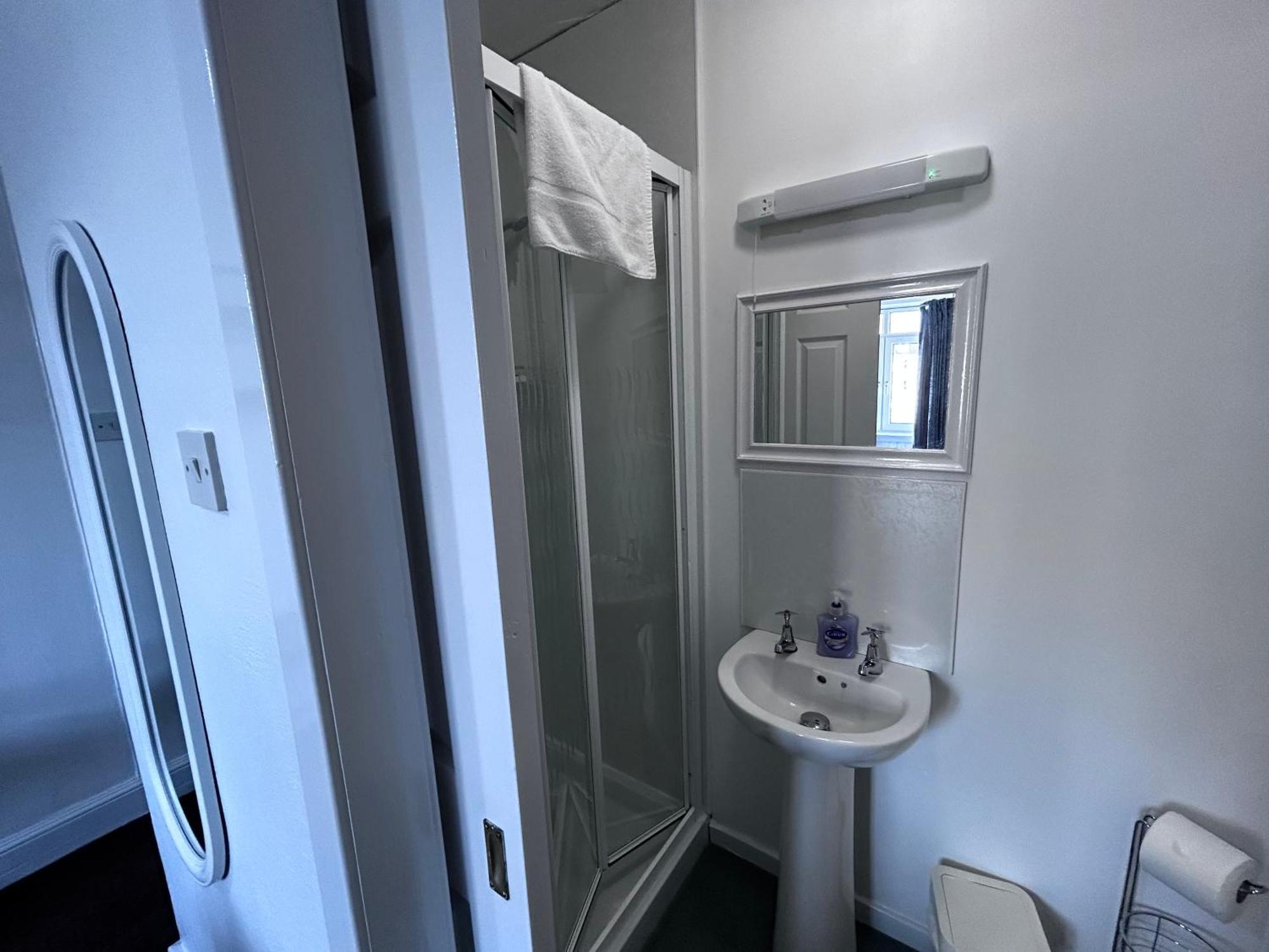 אובאן Dunmoore Guesthouse מראה חיצוני תמונה